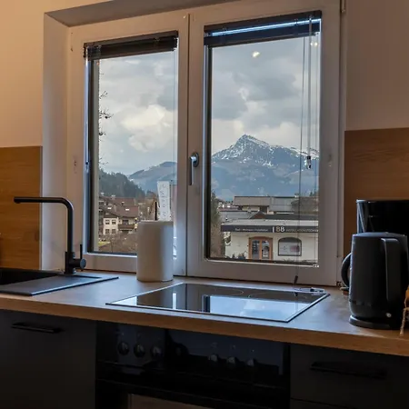 Alpen Kirchberg 아파트 *
